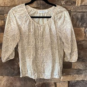 St. John’s Bay blouse 100% cotton tan and white paisley size petite small